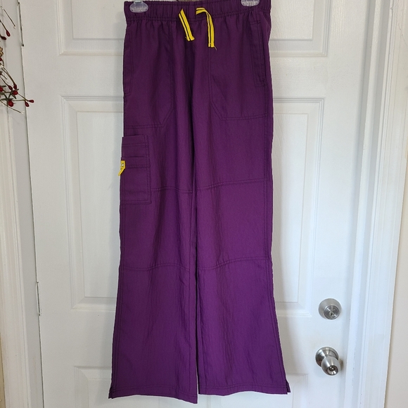 Spread Good Cheer Woman's Scrub Pants, Size: Small Color: Purple - Picture 2 of 12